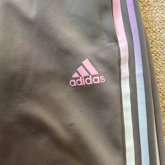 Adidas girls joggers - Picture 2 of 7
